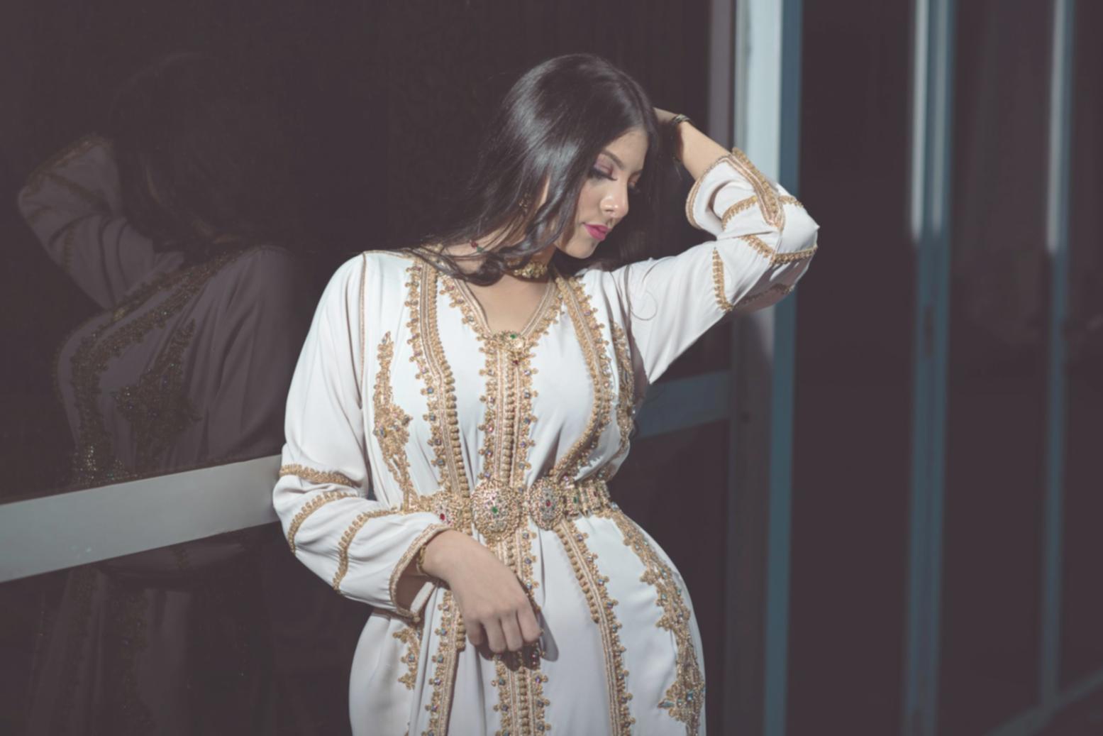 Sessione pratica di contouring con studenti che lavorano su modelli reali